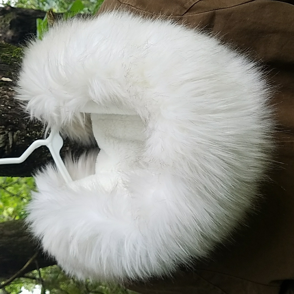 Coat Fall/Early Winter - Picture 4 of 12